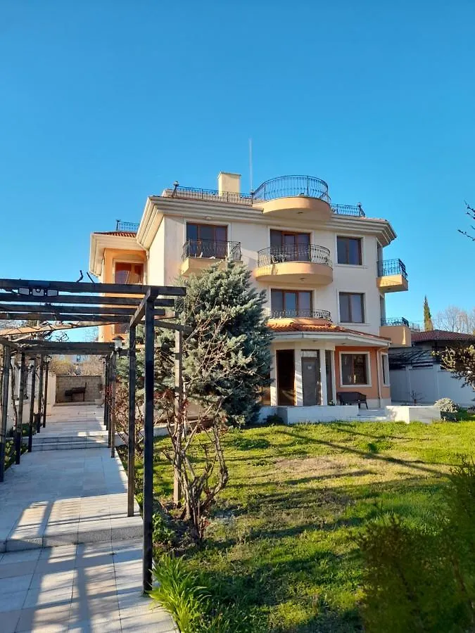 Guest house Вилла Мадонна Varna Bulgaria