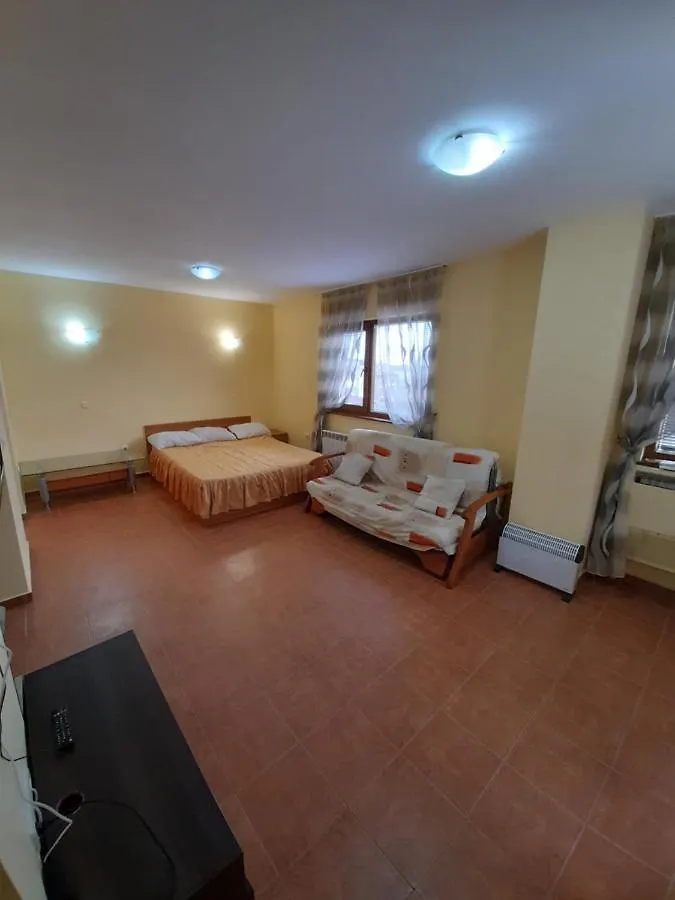 Guest house Вилла Мадонна Varna